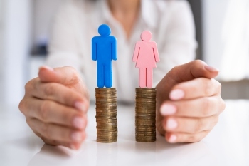 Righting the wrongs of equal pay image