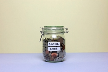 Think tank criticises ‘crisis-cash-repeat’ social care funding  image